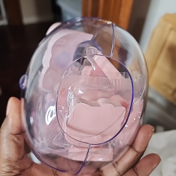 Hello Kitty, 12-PC  Makeup Sponge Gift Set - Picture 3 of 5